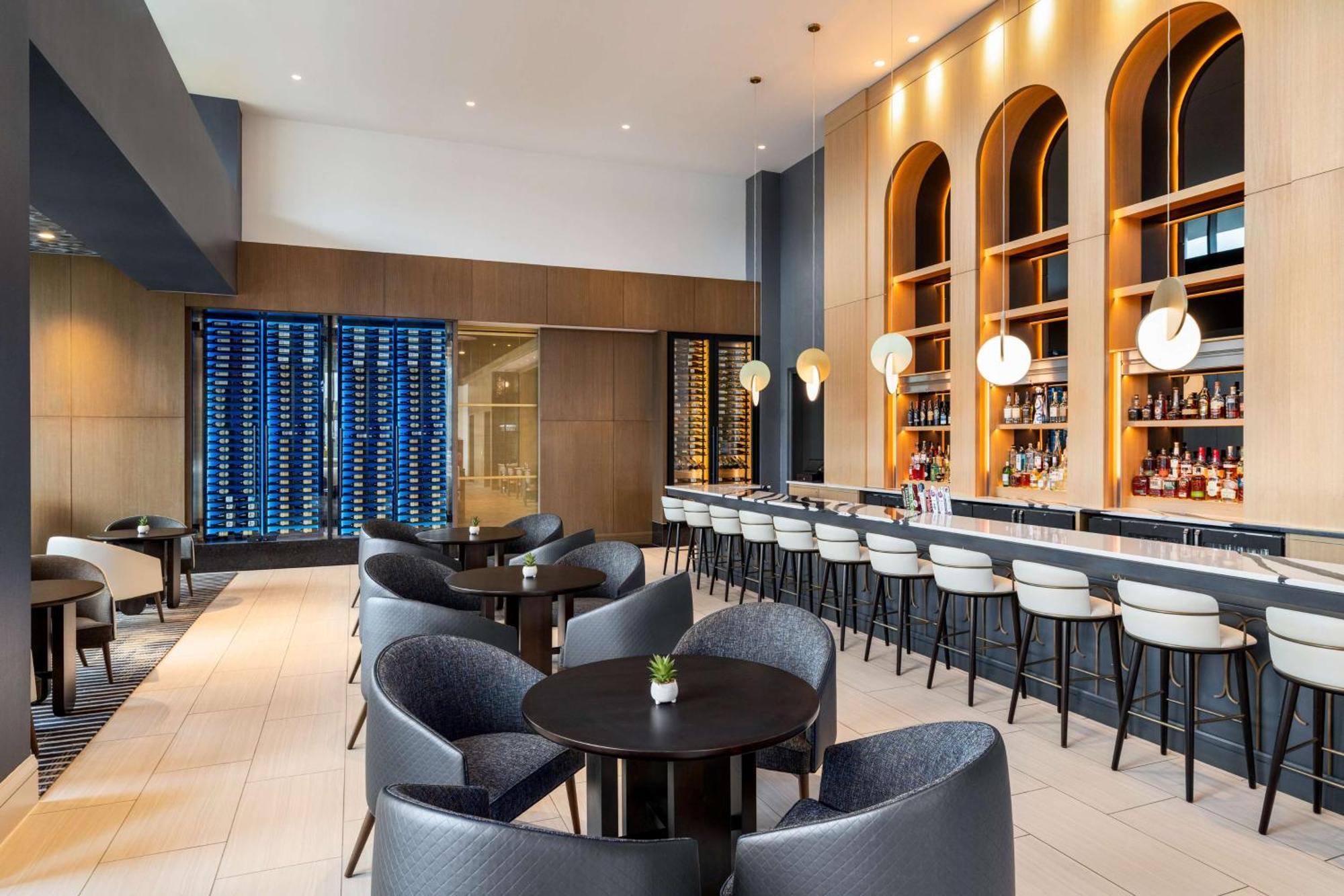 Hilton Bna Nashville Airport Terminal Екстериор снимка